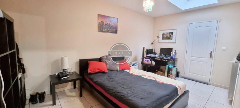 Appartement - 165 m² - 4 pièces