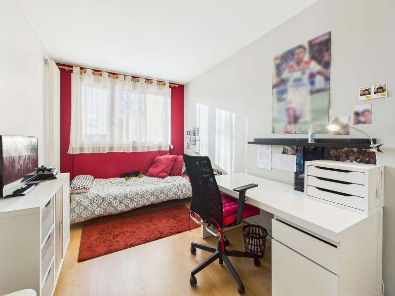 Appartement - 82 m² - 4 pièces