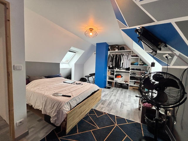 Maison - 150 m² - 8 pièces