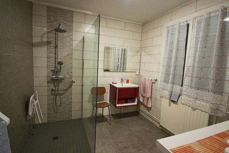 Maison - 158 m² - 8 pièces