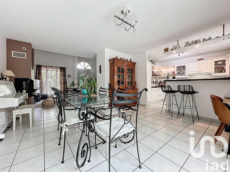 Maison - 158 m² - 7 pièces