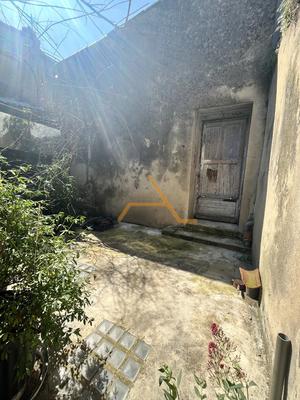 Maison de village - 260 m² - 11 pièces