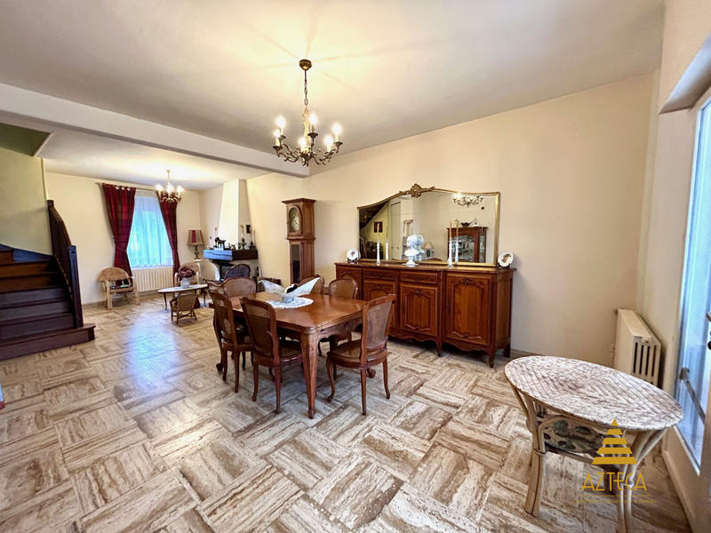 Maison - 136 m² - 6 pièces