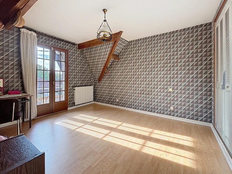 Maison - 178 m² - 6 pièces