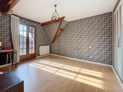 Maison - 178 m² - 6 pièces