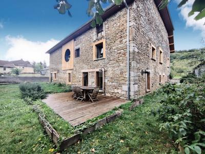 Maison - 143 m² - 7 pièces