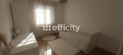 Maison - 117 m² - 5 pièces