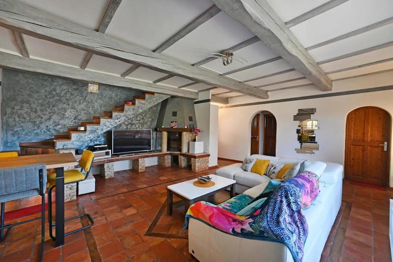 Maison - 150 m² - 5 pièces