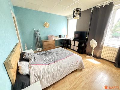 Maison - 92 m² - 4 pièces