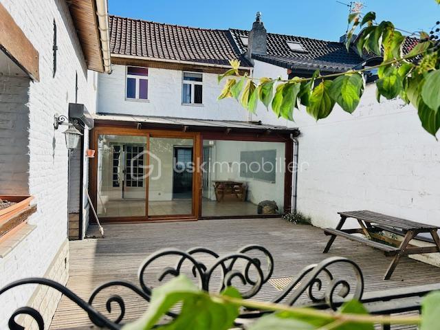 Maison de ville - 170 m² - 9 pièces