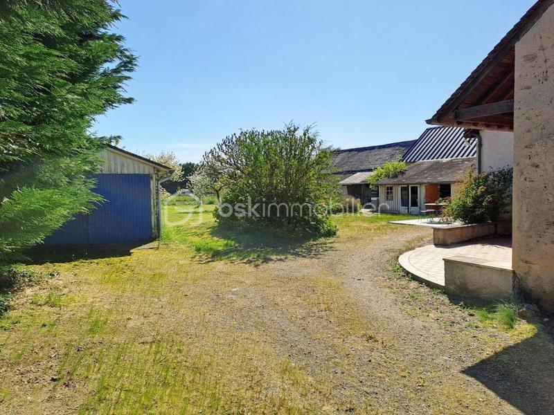 Maison en pierre - 151 m² - 6 pièces