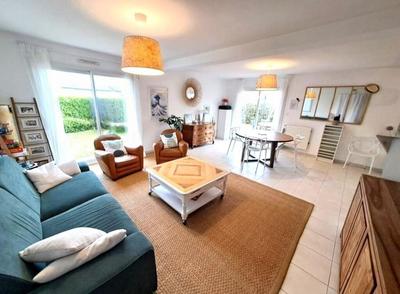 Maison - 83 m² - 6 pièces