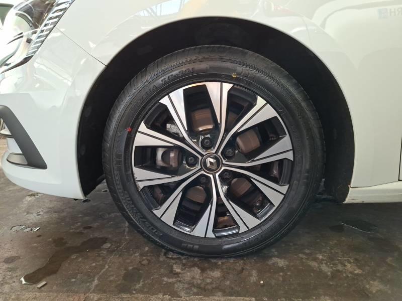 Renault Mégane IV Berline E-Tech Plug-In Hybride 160 - 21n Limited