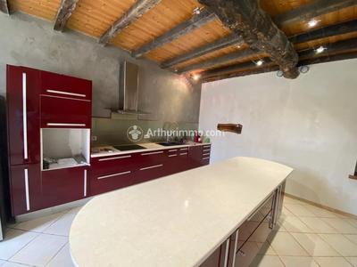 Maison - 217 m² - 7 pièces