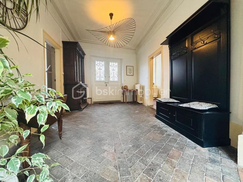 Maison ancienne - 220 m² - 8 pièces