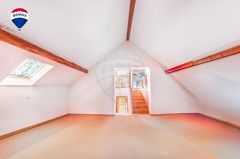 Maison - 162 m² - 7 pièces