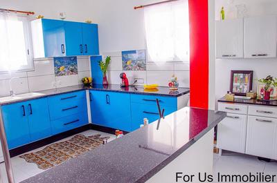 Maison - 84 m² - 3 pièces