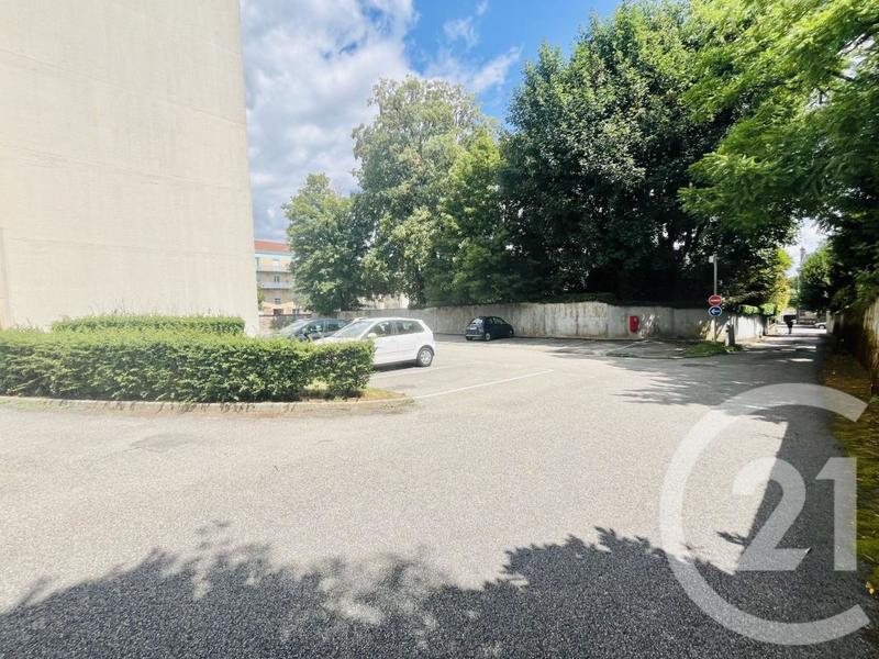 Studio - 27 m² - 1 pièce