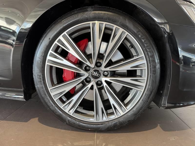 Audi A6 Avant 55 TFSIe 367 ch s tronic 7 Quattro Competition