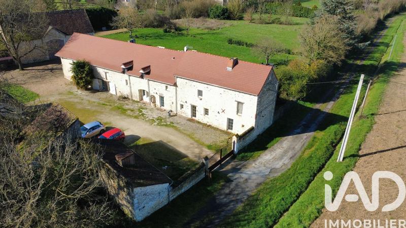 Maison - 257 m² - 8 pièces