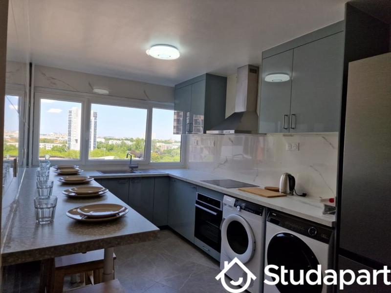 Chambre - 14 m² - 1 pièce