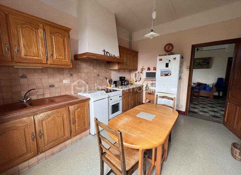 Maison - 136 m² - 7 pièces