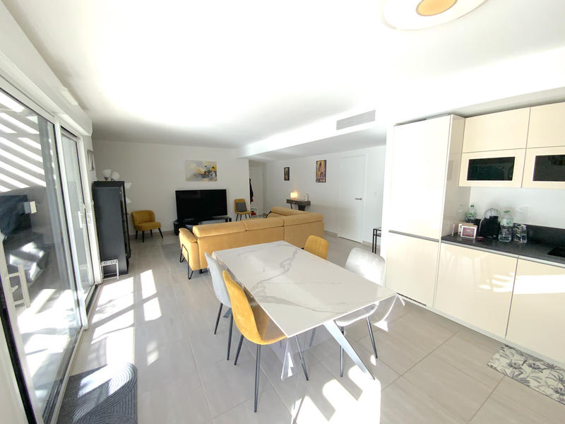 Appartement - 91 m² - 4 pièces