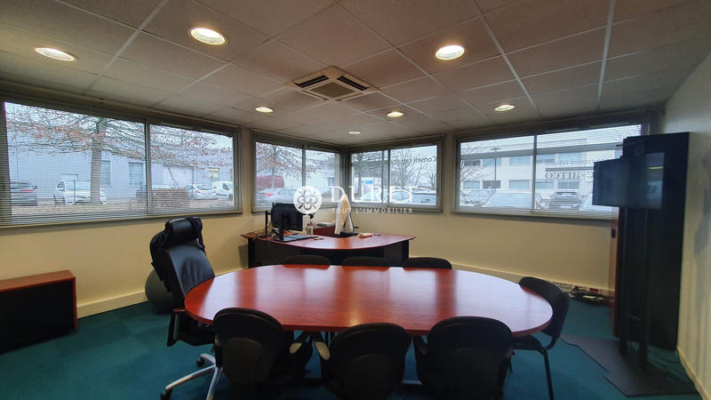 Bureau - 200 m²