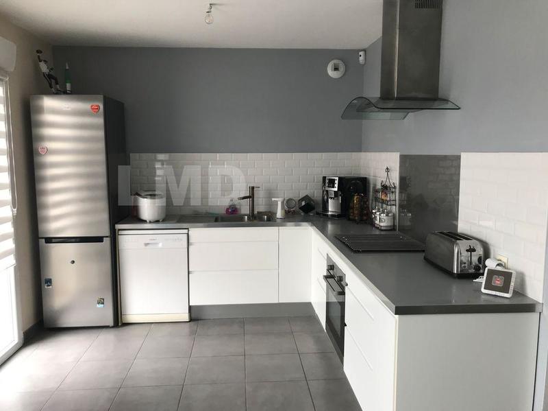 Maison traditionnelle - 115 m² - 6 pièces