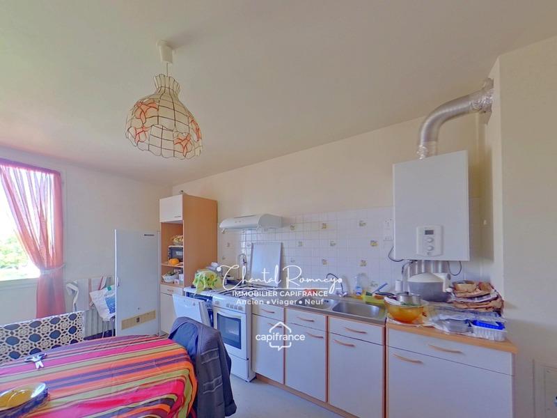 Appartement - 99 m² - 5 pièces