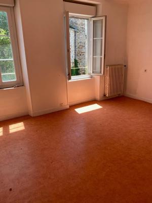Maison - 56 m² - 4 pièces