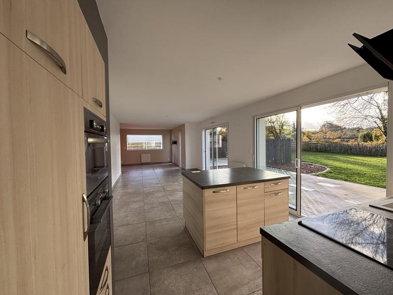 Maison - 110 m² - 5 pièces