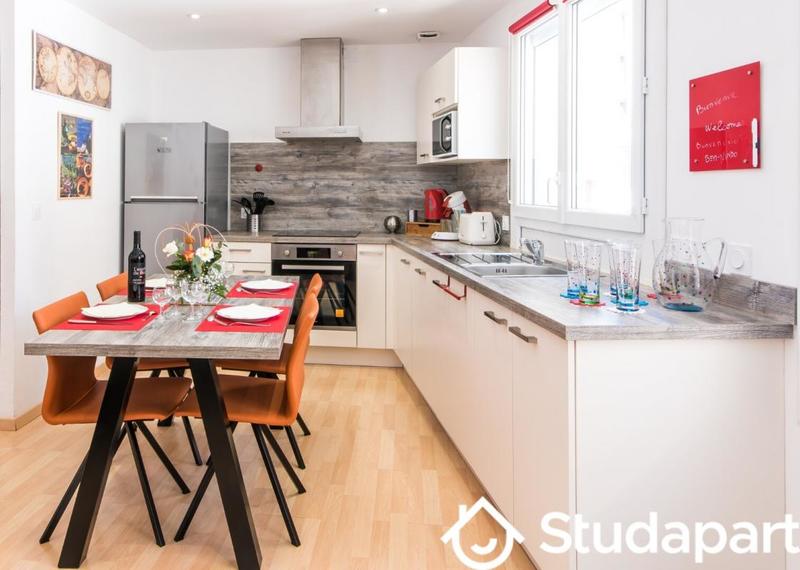 Chambre - 9 m² - 1 pièce