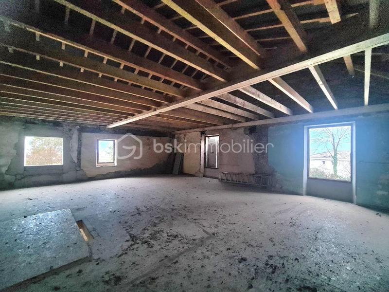 Maison ancienne - 180 m² - 7 pièces