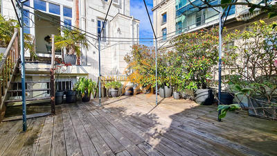 Maison - 217 m² - 11 pièces