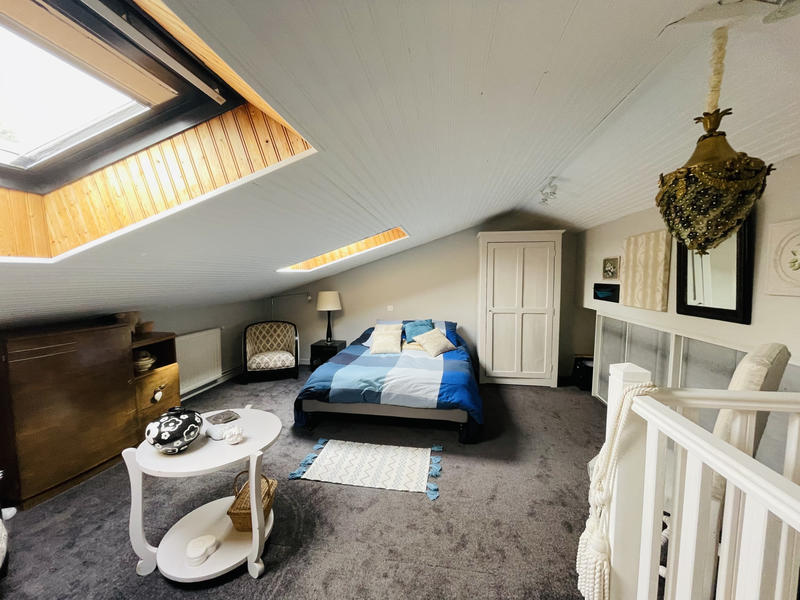 Maison - 140 m² - 5 pièces