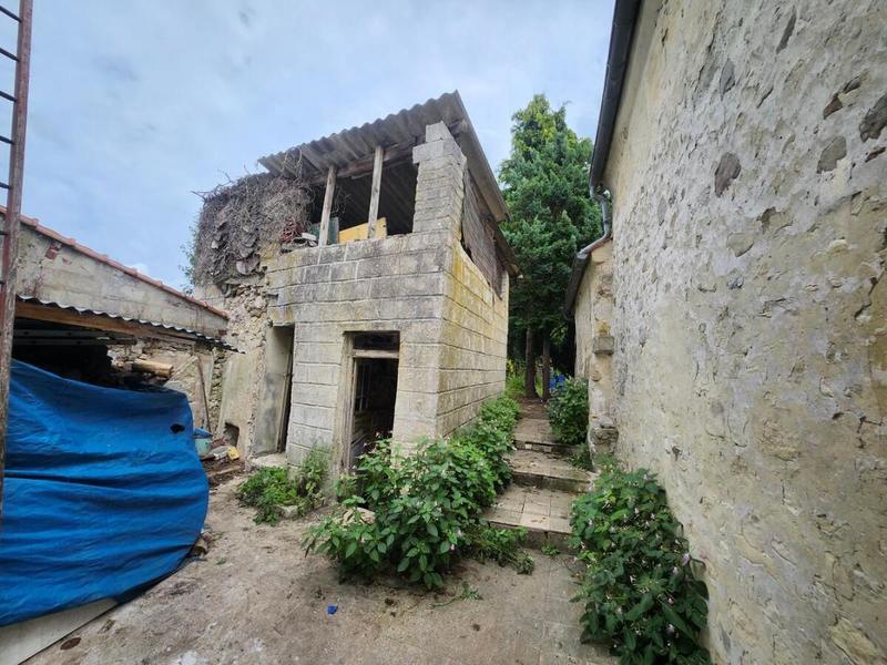 Maison - 110 m² - 6 pièces