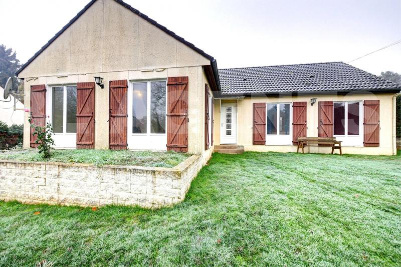 Maison traditionnelle - 103 m² - 6 pièces