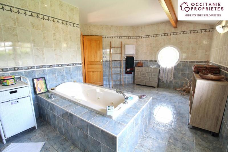 Villa - 190 m² - 7 pièces