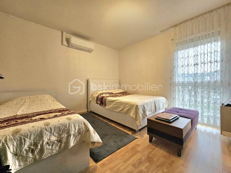 Maison - 105 m² - 6 pièces