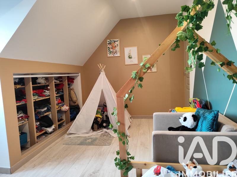 Maison - 107 m² - 6 pièces