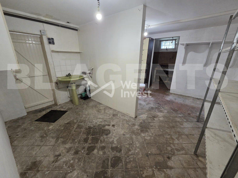 Maison - 202 m² - 8 pièces