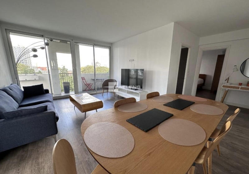 Appartement - 84 m² - 4 pièces