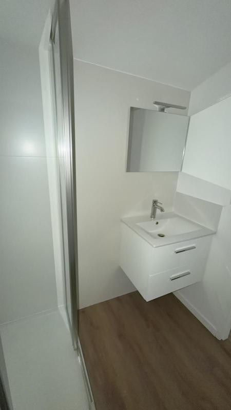 Studio - 14 m² - 1 pièce