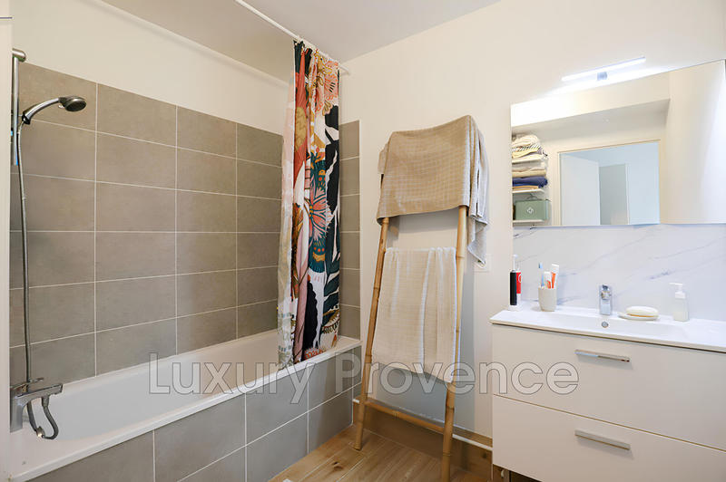 Appartement - 76 m² - 3 pièces