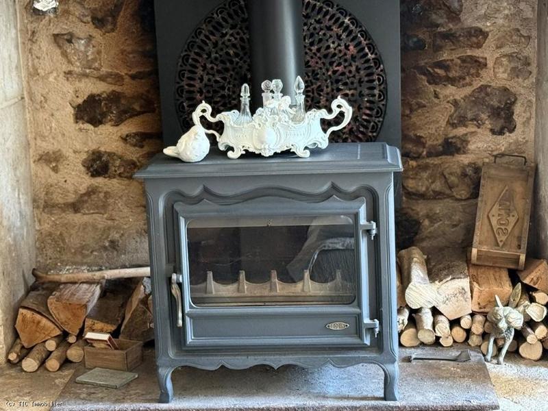 Maison en pierre - 228 m² - 7 pièces