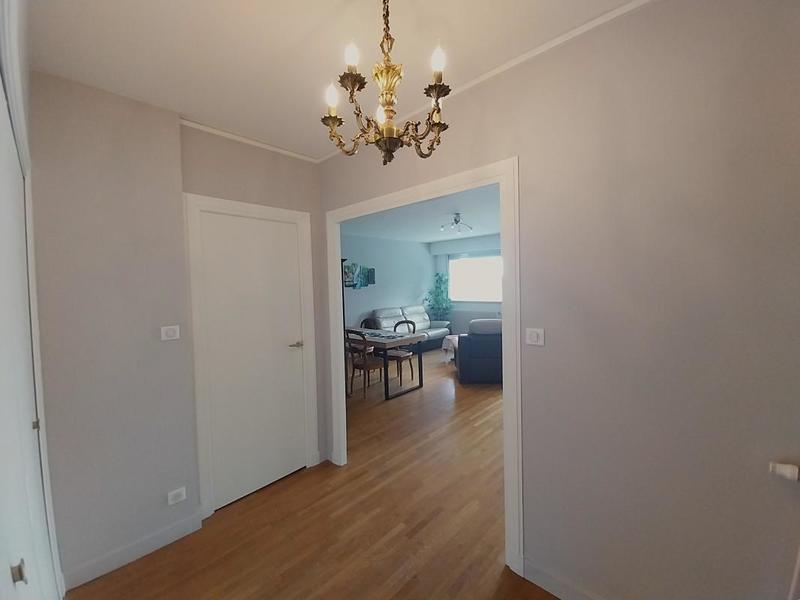 Appartement - 98 m² - 4 pièces