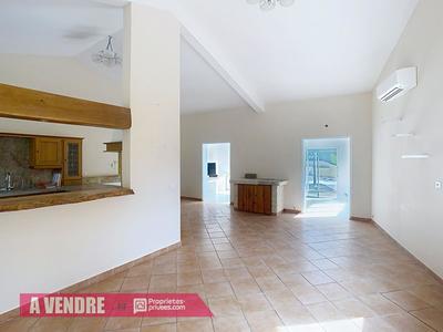 Maison - 200 m² - 6 pièces