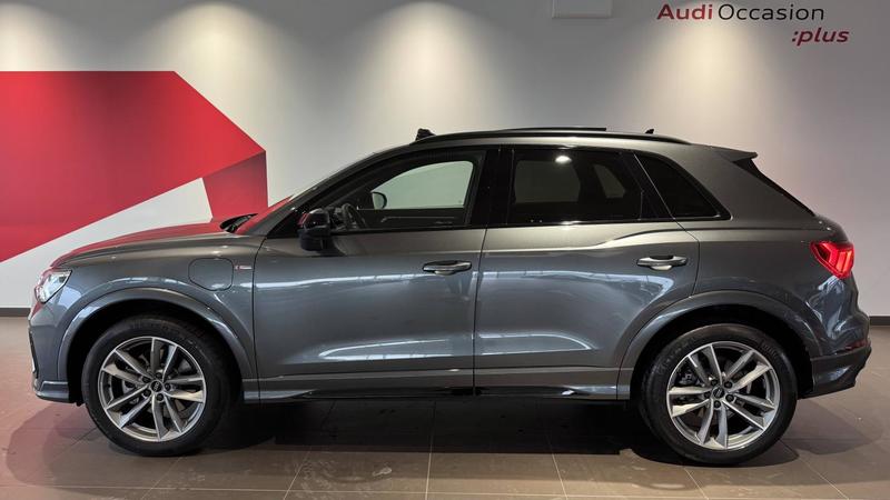 Audi Q3 45 TFSIe 245 ch s tronic 6 s line