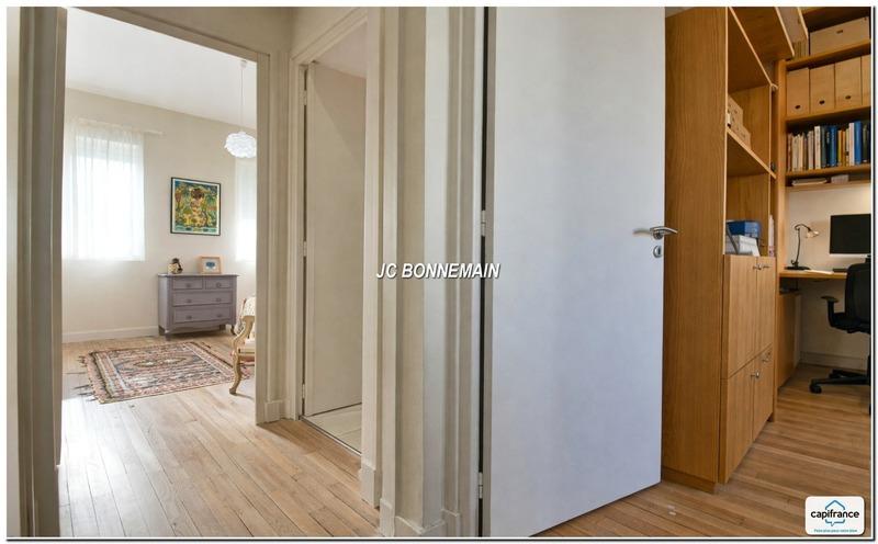 Maison - 210 m² - 7 pièces